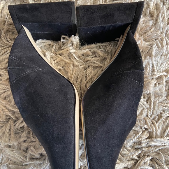 Black Heels - Picture 5 of 6